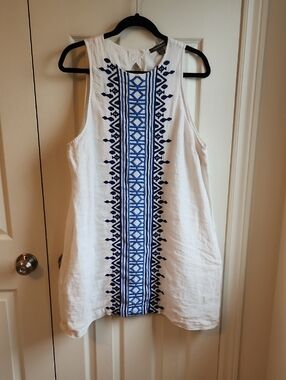 Tommy Bahama White Sleeveless Shift Dress with Blue Embroidered Panel XL
